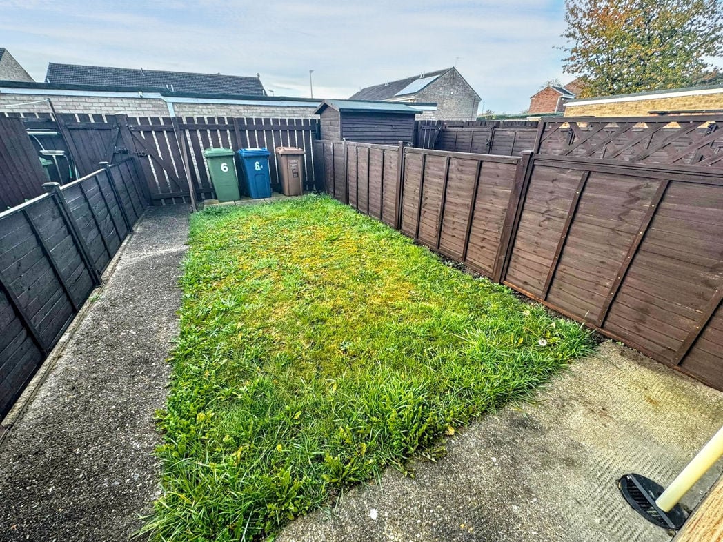 Property image 8 of 9