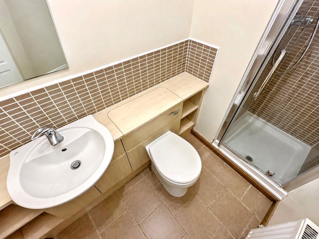 Property image 13 of 16