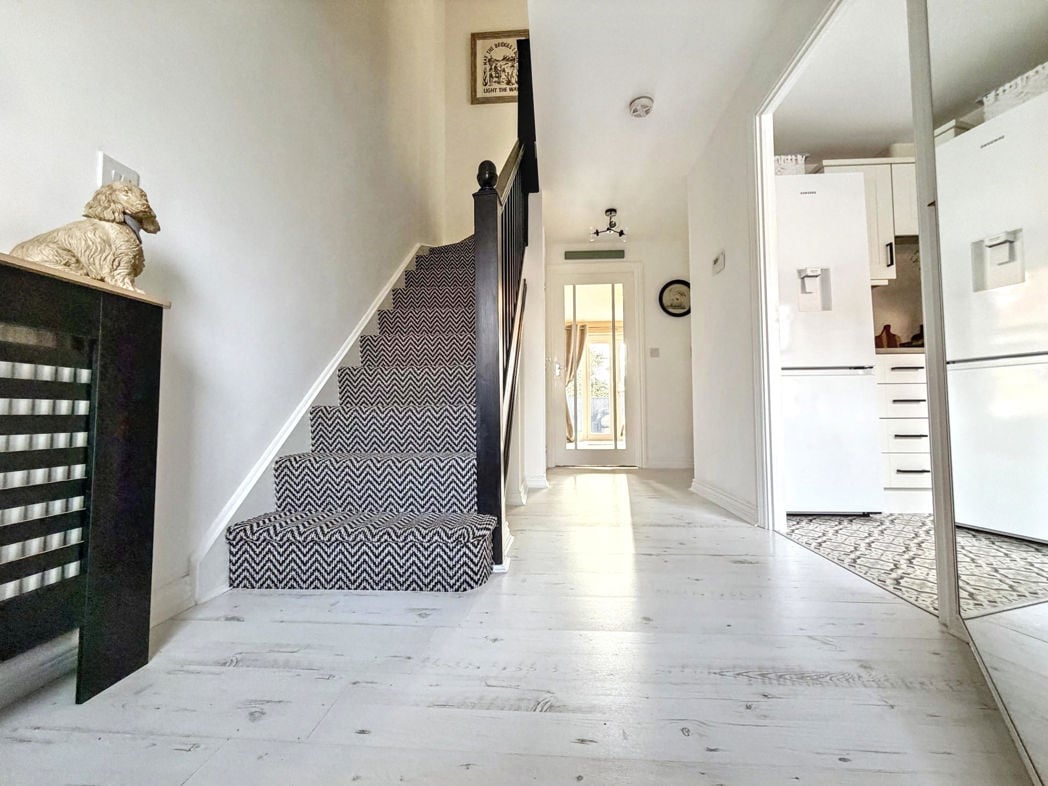 Entrance/Hallway