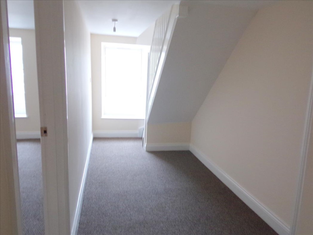 Property image 8 of 10